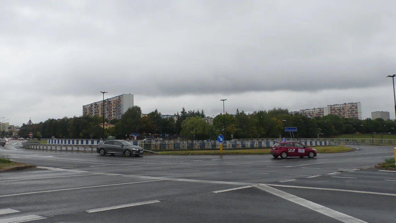 Lublin. Co jest nie tak z rondem przy Makro? Ekspert wyjaśnia jego fenomen i wskazuje największy problem. Zdjęcia - Zdjęcie główne