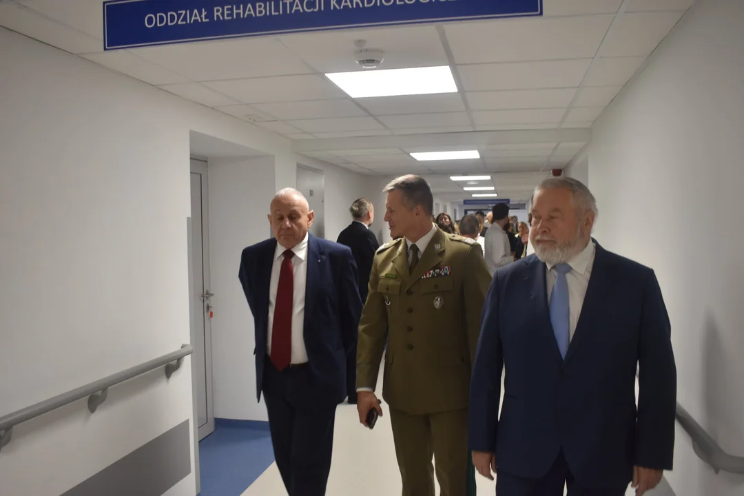 "Nie szykujemy się na wojnę, ale musimy być na nią gotowi”. Rewolucja sprzętowa i diagnostyka na żywo w lubelskim szpitalu